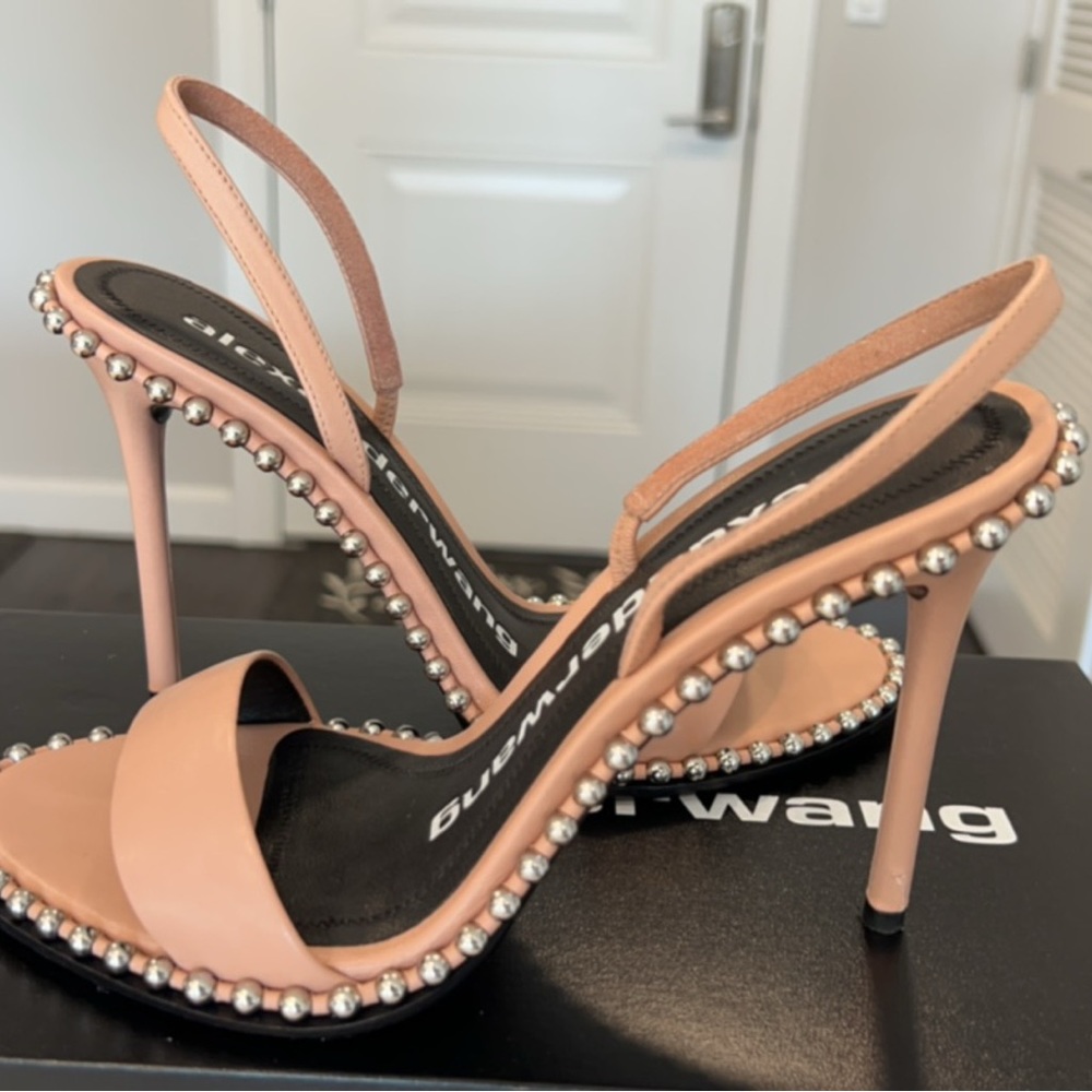 Authentic Alexander Wang Nova Calf in color sandstone size 37.5.